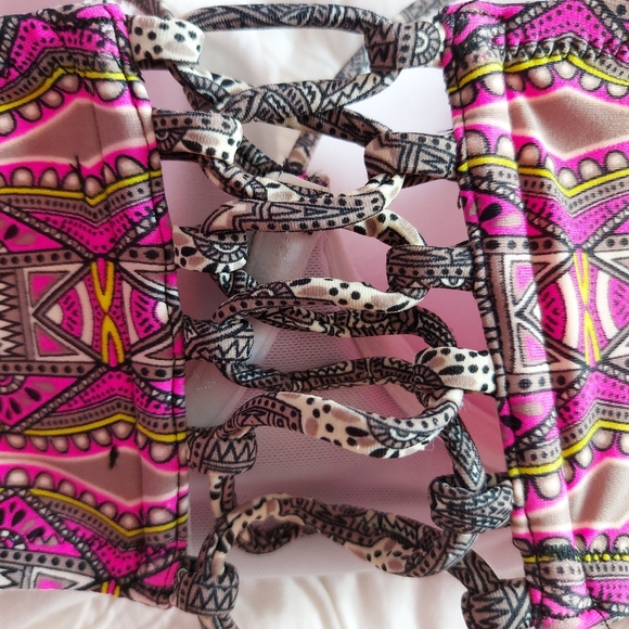 Jessica Simpson Swimsuit Top - Picture 5 of 10